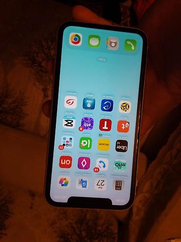 Apple iPhone: IPhone 11, Ağ, Face ID — 15