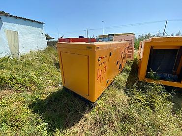 tecili generator satıram: 110 Kva generator işlənmiş.Yeniləridə mövcuddur.Çatdırılması — 7