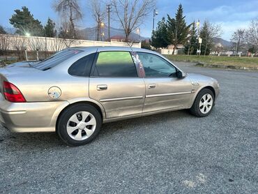 Opel: Opel Vectra: 2 l | 1996 il 231000 km Sedan — 3