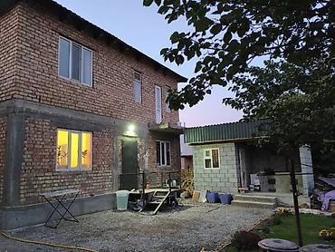 Продажа коттеджей и домов: Калыс Ордодон 2 этаж уй сатылат бардык шарты бар школго — 2