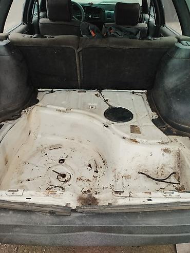 Другие автомобили: Продаётся пассат б3 универсал с большим багажным отсеком — 10