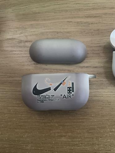 Аксессуары для мобильных телефонов: Беспроводные наушники AirPods Pro, В идеальном состоянии, оригинал — 3