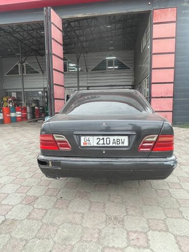 купить мерседес спринтер в европе: Mercedes-Benz E-Class: 1995 г., 2.3 л, Механика, Бензин, Седан