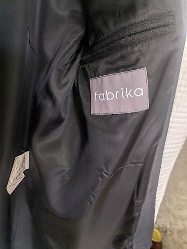 фабричный: Продаю пальто турецкой фирмы Fabrika. Состояние отличное, носили пару — 6