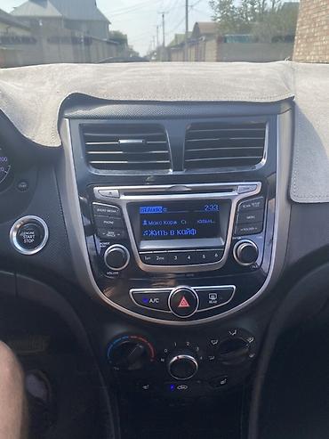 gac aion y: Hyundai Accent: 2019 г., 1.4 л, Автомат, Бензин, Седан — 3