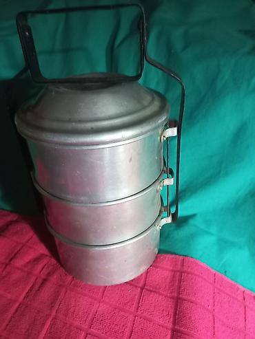 rumenko sastav: Posude za nošenje kuvane hrane – tiffin set sa 3 nivoa - Materijal — 1