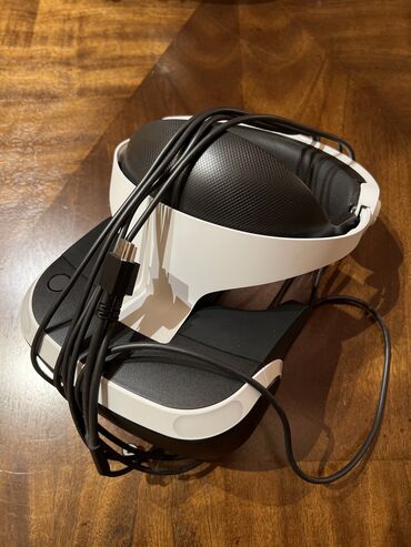 maşın oyun: PS4 ve PS5 üçün “ PlayStation VR” avadanligi. Ideal veziyyetdedir