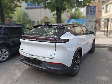 byd e9 1: Dongfeng : 2026 г., 1.5 л, Автомат, Электромобиль, Кроссовер — 6