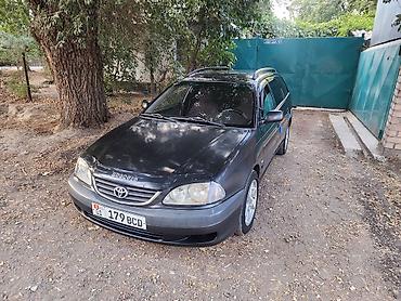 Унаа сатуу: Toyota Avensis: 2003 г., 1.8 л, Кол менен иштөөчү, Бензин, Универсал — 6
