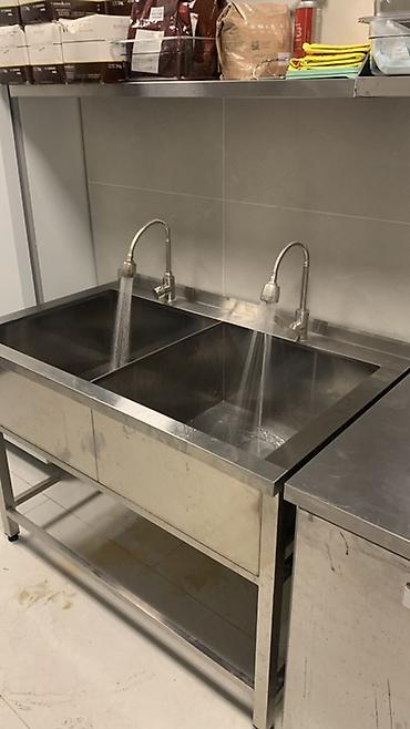 Профессиональное оборудование для кухни из нержавеющей стали Состав