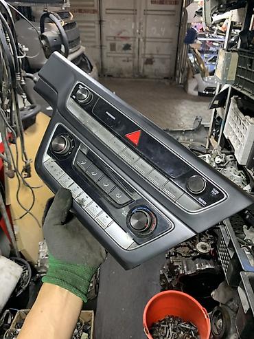 Панель управления мультимедией и климат-контролем для Hyundai