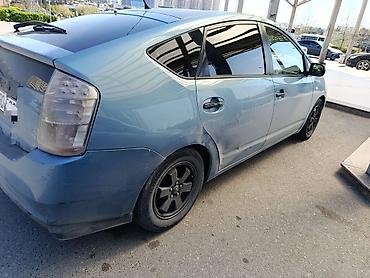 toyota r18: Toyota Prius (II nəsil) hibrid hetçbek - Kuzov: 5 qapılı hetçbek — 2
