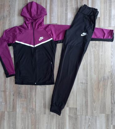 Gornji i donji deo: Mokra likra m,l,xl,2xl Cena 3400 din — 12