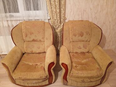 işlənmiş divan kreslo: Mini-divan, İşlənmiş, Açılmayan, Bazasız, Parça, Çatdırılma yoxdur