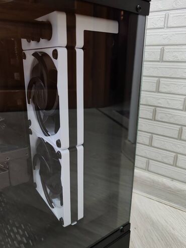 Masaüstü kompüterlər və iş stansiyaları: Asus Gaming Rendering PC Komputer yenidir, istifadə olunmayıb. Bütün — 5