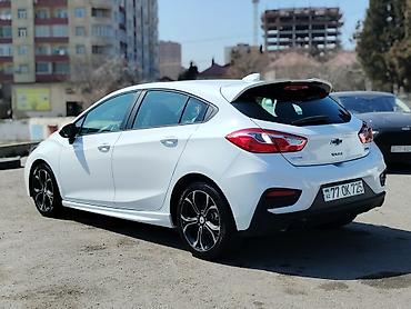 chevrolet salon kredit: Chevrolet Cruze: 1.4 l | 2019 il 99000 km Hetçbek — 2