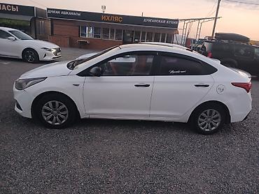 куплю солярис: Hyundai Solaris: 2018 г., Седан — 4