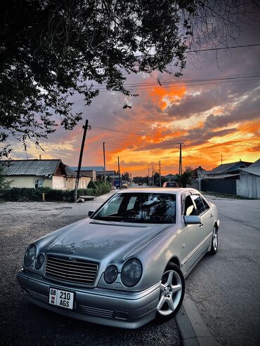 Mercedes-Benz: Mercedes-Benz E-Class: 1997 г., 3.2 л, Автомат, Газ, Седан