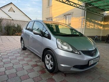 Honda: Honda Fit: 2010 г., Вариатор, Бензин, Хэтчбэк — 2