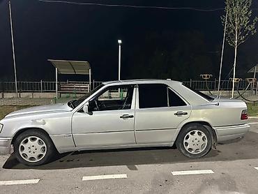 детский мопед на бензине: Mercedes-Benz W124: 1995 г., 4.2 л, Автомат, Бензин, Седан — 4