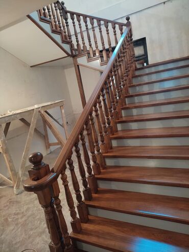 Mebel və taxta dəzgahları: Taxta Pillekenlerin yığılması Sərfəli qiymətdə və — 2