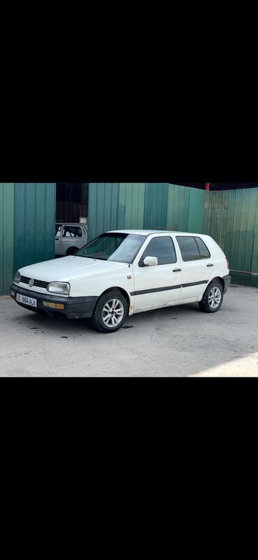 Volkswagen: Volkswagen Golf: 1992 г., 1.8 л, Механика, Бензин