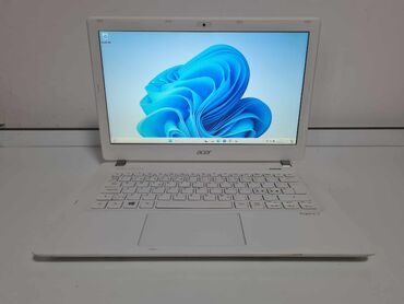 Tableti: Acer aspire v3-371Ekran: 13.3" led Procesor: intel core i3-4005U na lalafo.rs — 3 Tableti: Acer aspire v3-371Ekran: 13.3" led Procesor: intel core i3-4005U — 3