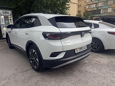 лифты: Volkswagen ID.4: 2022 г., Вариатор, Электромобиль, Лифтбек — 3