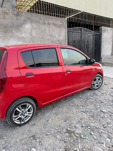 электро авто бишкек: Daihatsu Cuore: 2008 г., Кол менен иштөөчү, Бензин, Хетчбек — 5