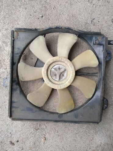 канальный вентилятор: Вентилятор Toyota 1992 г., Б/у, Оригинал