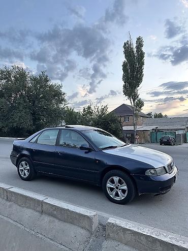 Audi: Audi A4: 1998 г. — 2