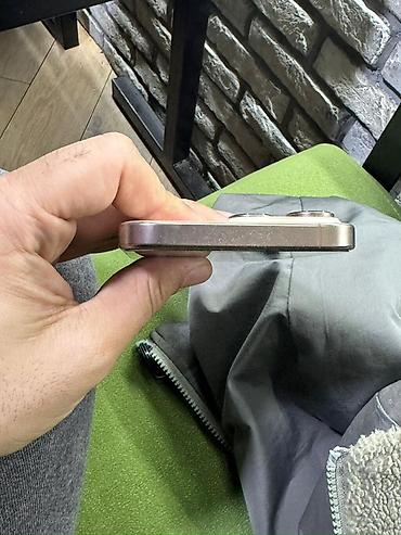 17 pro max planshet: IPhone 16 Pro Max, 256 ГБ, Золотой, Face ID, Беспроводная зарядка, С документами — 6
