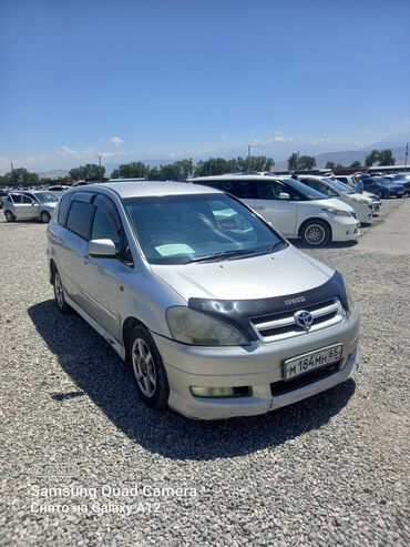 срочно срочно продам машину: Toyota Ipsum: 2003 г., 2.4 л, Автоматические, Газ, Минивэн