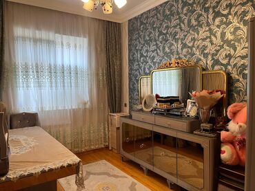 Həyət evləri və villaların satışı: Ramana qəs. 4 otaqlı, 110 kv. m, Yeni təmirli — 5