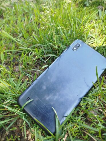 Samsung: Samsung Galaxy A10, Б/у, 32 ГБ, цвет - Черный, 1 SIM, 2 SIM