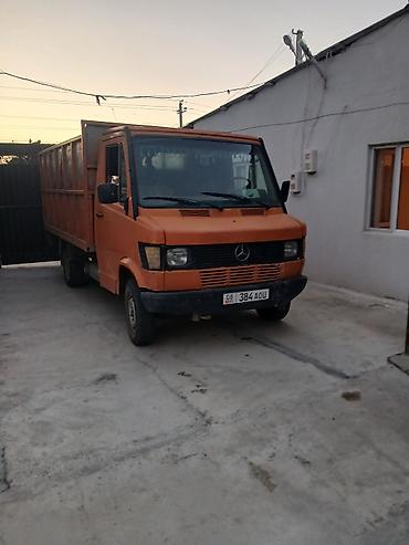 шпатлёвка авто: Грузовой автомобиль Mercedes-Benz (серия T2/Transporter) оранжевого — 5