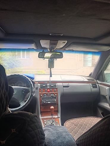 x class: Mercedes-Benz E-Class: 1997 г., 3.2 л, Автомат, Бензин, Седан — 3