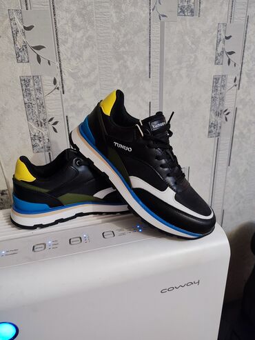 Кроссовки и спортивная обувь: Шикардос от бренда Tunuo 🔥🔥🔥🔥🔥,размер 42 Пишите Звоните заказывайте