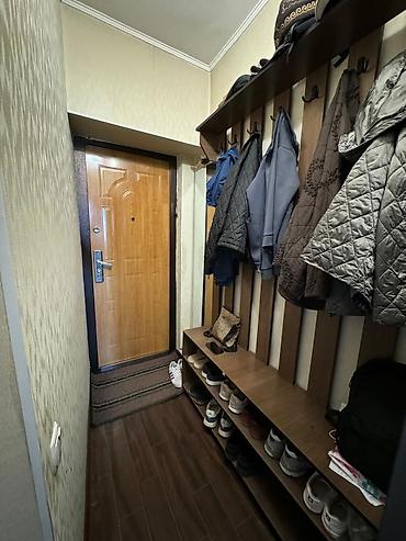на руках только тех паспорт: 3 комнаты, 56 м², 104 серия, 3 этаж, Евроремонт — 3