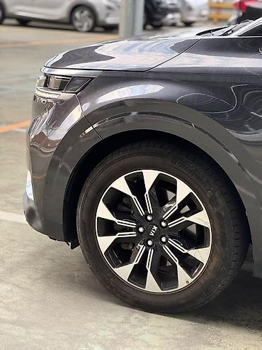Kia: Kia Carnival: 2020 г., Минивэн — 32