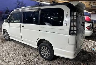e star: Honda Stepwgn: 2001 г., 2 л, Автомат, Газ, Минивэн — 4