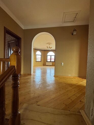 Uzunmüddətli kirayə evlər: 240 kv. m, 7 otaqlı, Kombi, Qaz, İşıq — 4