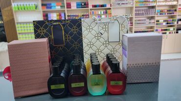 Ətriyyat: Məhsul: Parfüm yağları və flakonlarda hazır ətirlər Təsvir: - Geniş — 13