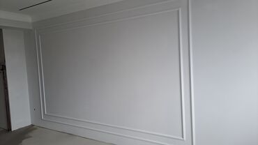 разноцветные потолочные плинтусы: Декорирование стен и потолков молдингами/карнизами - Выполнение