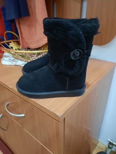 ugg čizme cena: Ugg čizme, Veličina - 28