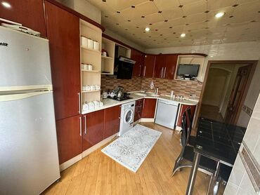 Yeni tikili: Bakıxanov qəs., 4 otaqlı, Yeni tikili, m. Neftçilər, 120 kv. m — 12