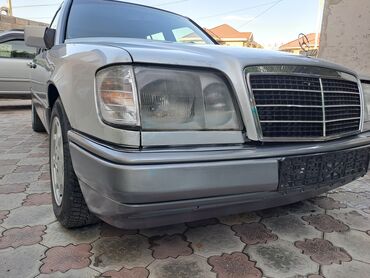 фирменные бейсболки купить: Mercedes-Benz 220: 1995 г., 2.2 л, Механика, Бензин, Универсал