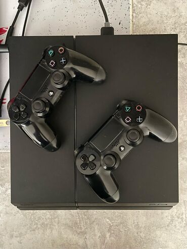 sony playstation 4 купить в рассрочку: Продаю play station 4 в идеальном состоянии. Два оригинальных