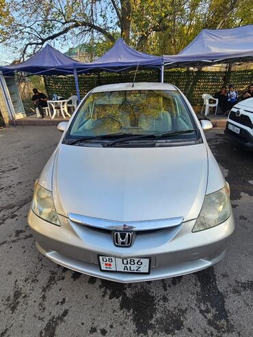 Honda: Honda Fit Aria: 2003 г., 1.3 л, Автомат, Бензин, Седан