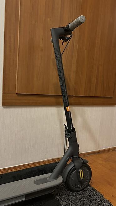 Электротранспорт: Xiaomi Mi Electric Scooter (qara rəng) Vəziyyəti əladır, 3 modu var — 3